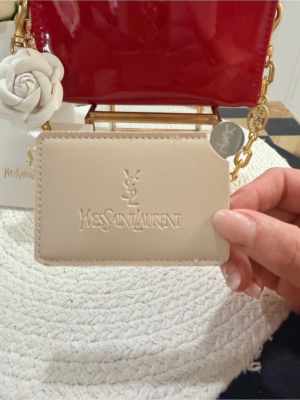 YSL Beaute NEW Red Patent Leather Pouch Shoulder Bag + Chain & Card Mirror ✨ - Picture 9 of 13
